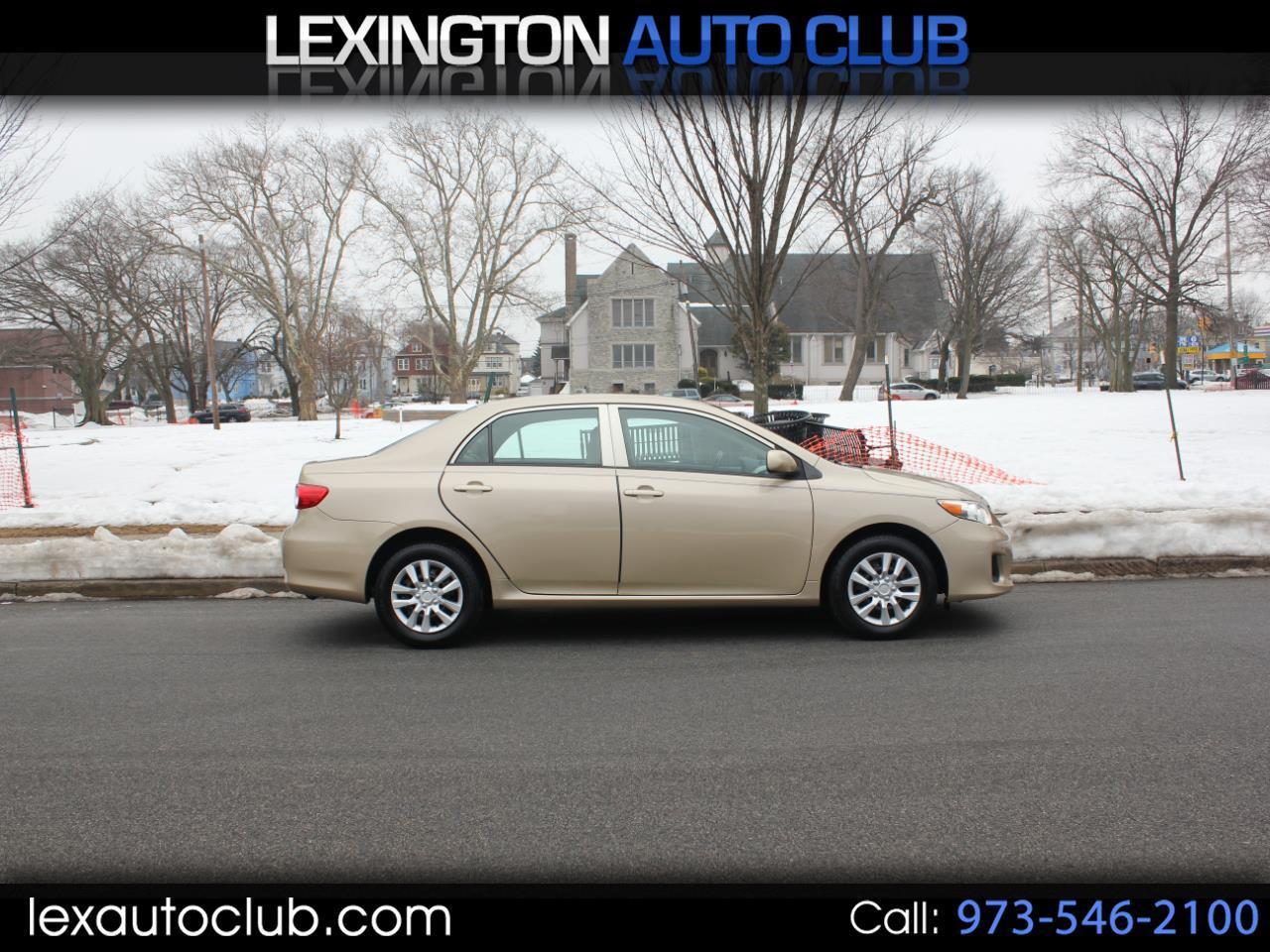 Toyota Corolla LE 4-Speed AT 2013