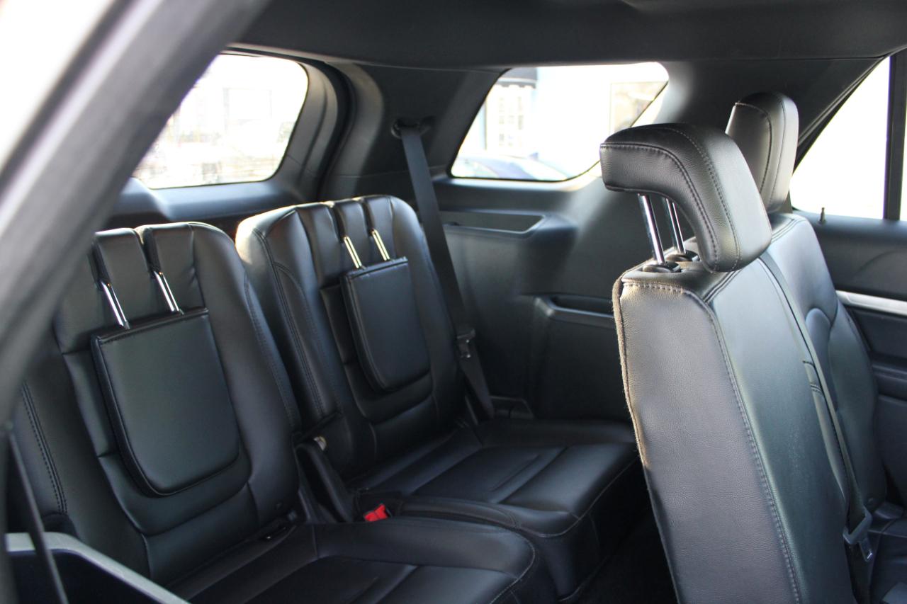 Ford Explorer XLT 4WD 2018