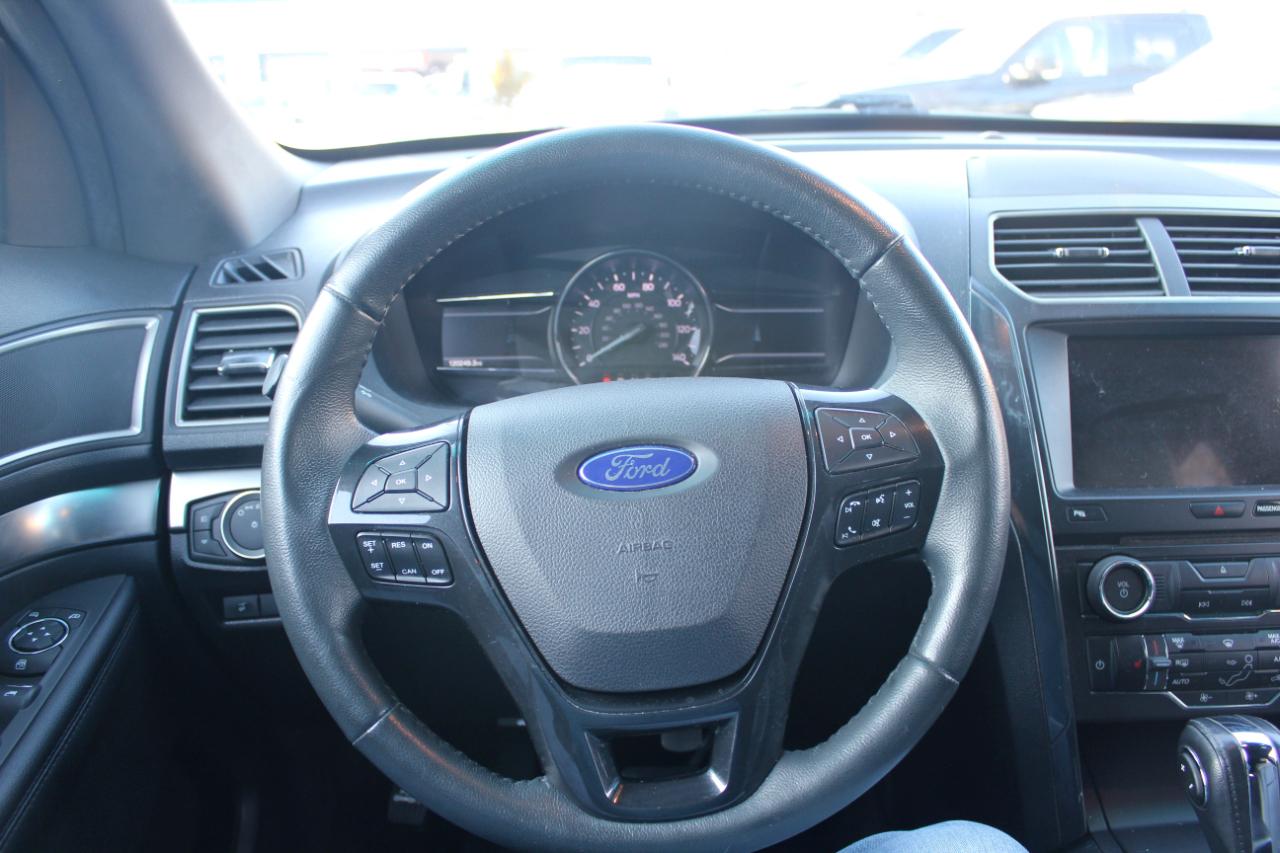 Ford Explorer XLT 4WD 2018