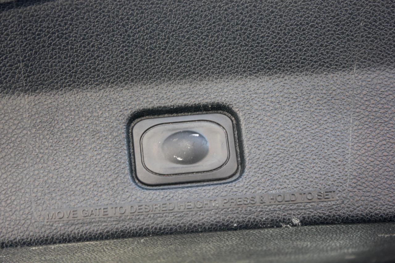 Ford Explorer XLT 4WD 2018