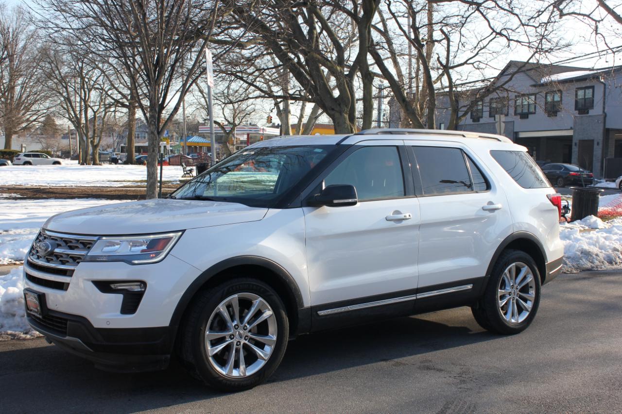 Ford Explorer XLT 4WD 2018