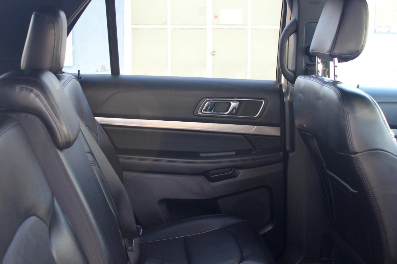 Ford Explorer XLT 4WD 2018