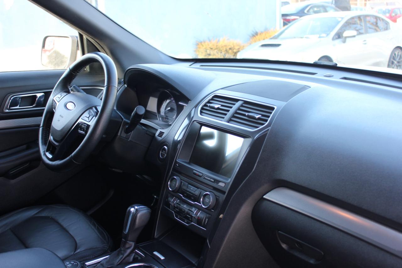 Ford Explorer XLT 4WD 2018