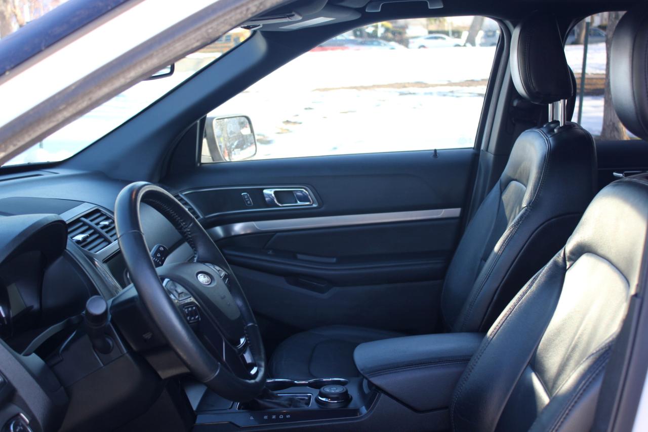 Ford Explorer XLT 4WD 2018