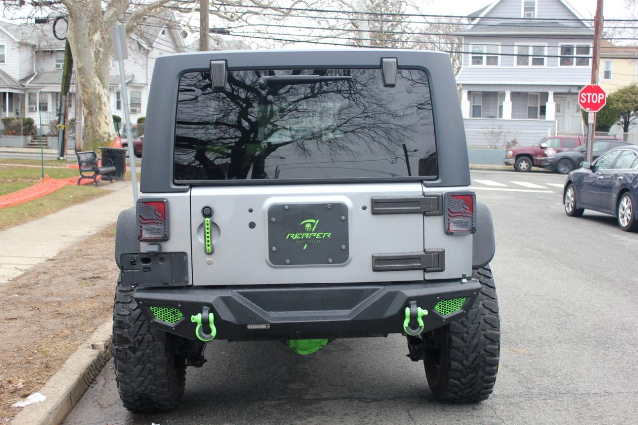Jeep Wrangler Unlimited Sahara 4WD 2014