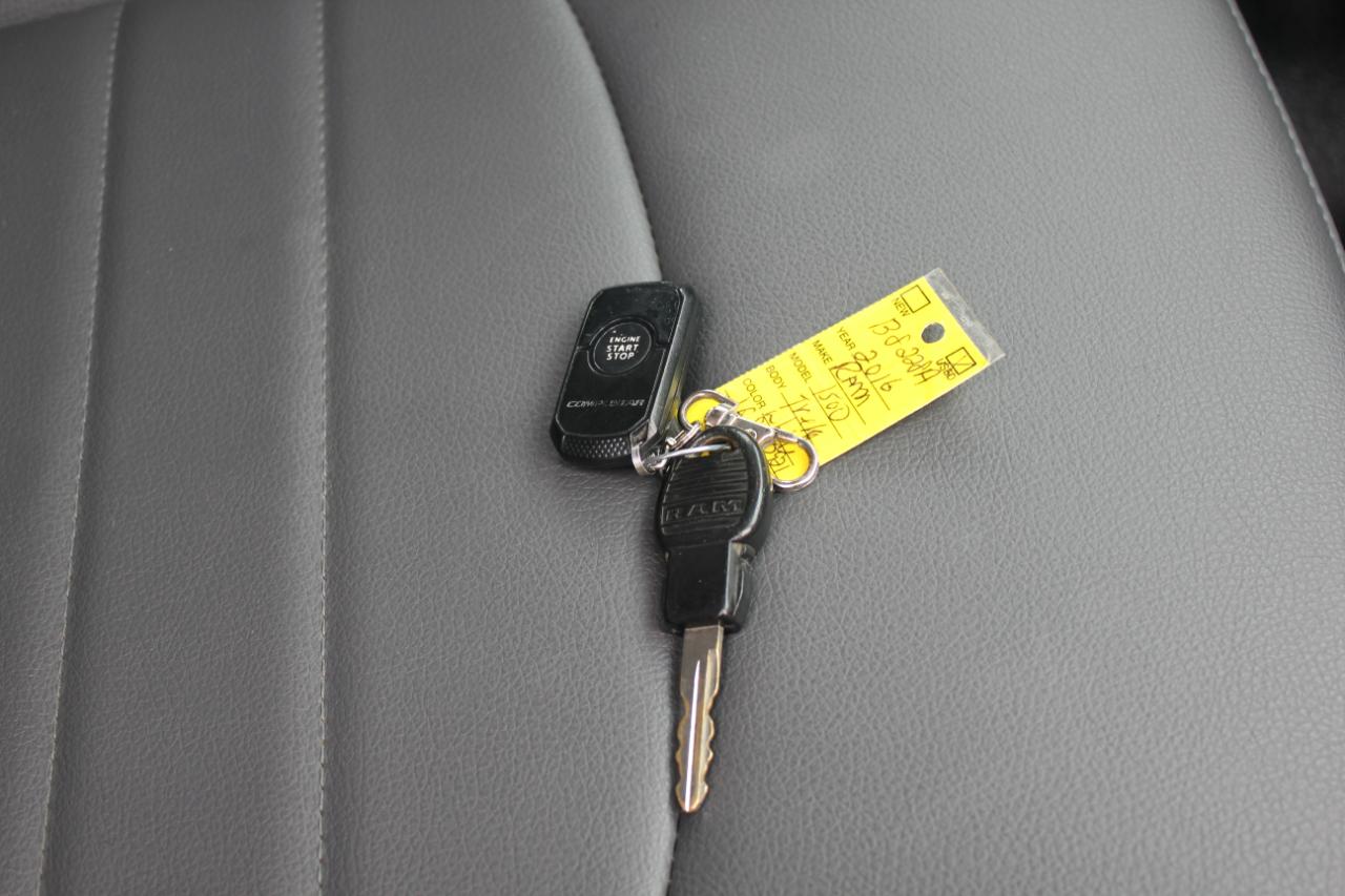 RAM 1500 Tradesman Quad Cab 4WD 2016