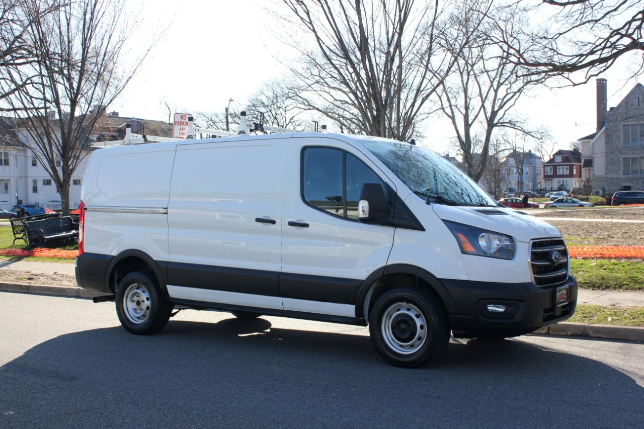 Ford Transit 250 Van Low Roof w/Sliding Pass. 130-in. WB 2020