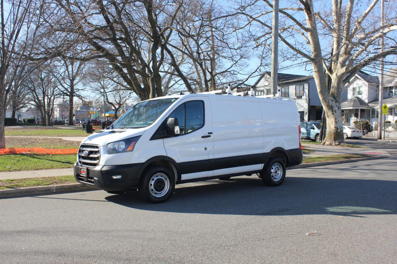 Ford Transit 250 Van Low Roof w/Sliding Pass. 130-in. WB 2020