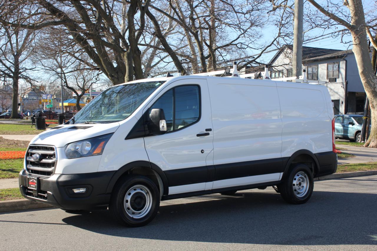 Ford Transit 250 Van Low Roof w/Sliding Pass. 130-in. WB 2020