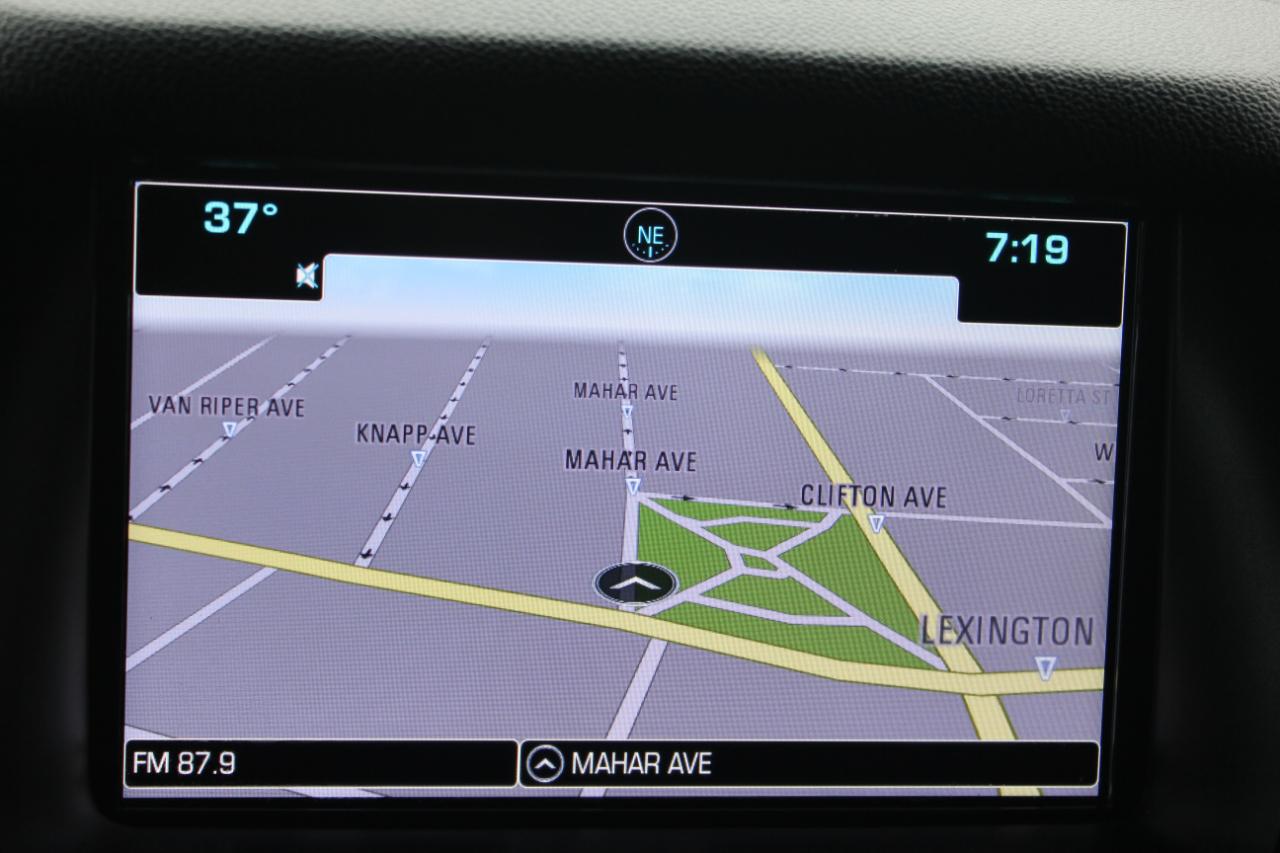 GMC Yukon SLT 4WD 2017