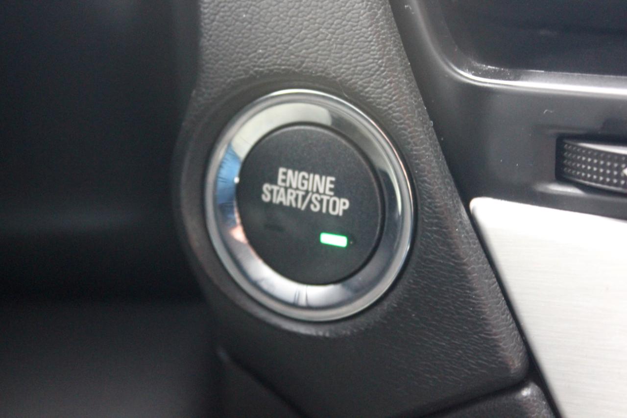 GMC Yukon SLT 4WD 2017