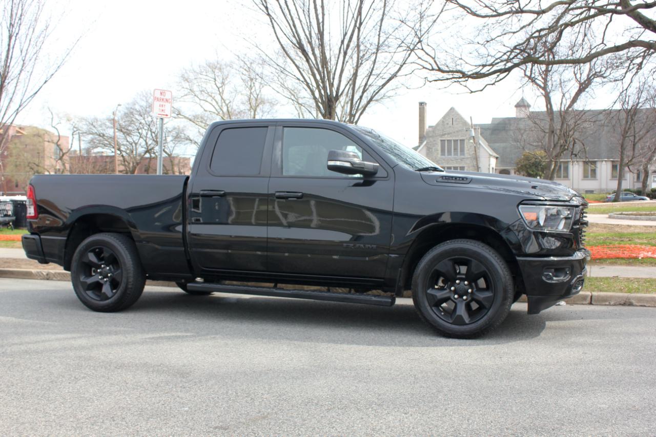 RAM 1500 Big Horn Quad Cab 2WD 2022