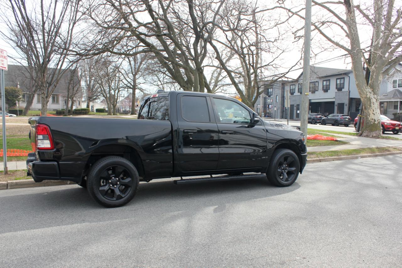 RAM 1500 Big Horn Quad Cab 2WD 2022