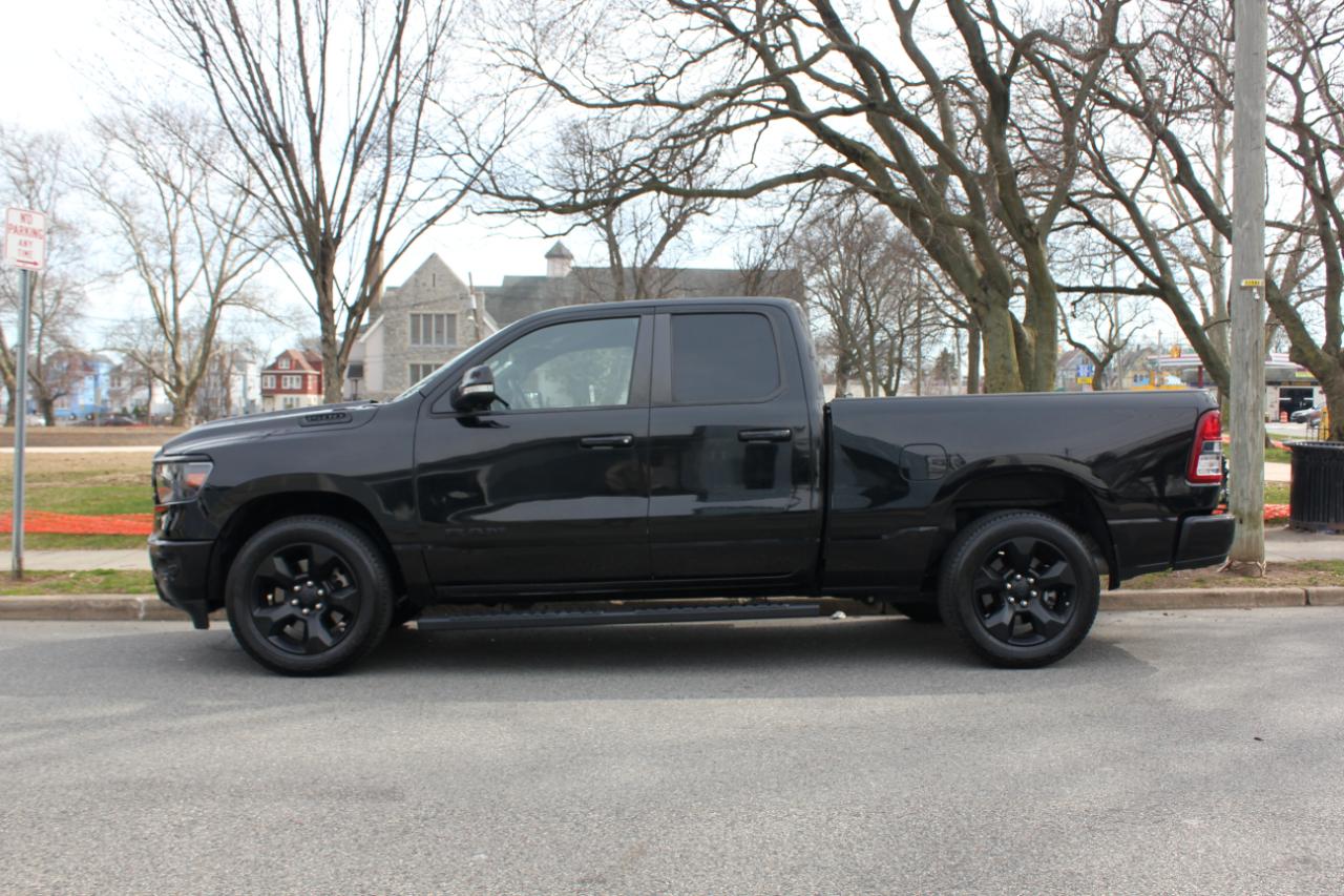 RAM 1500 Big Horn Quad Cab 2WD 2022