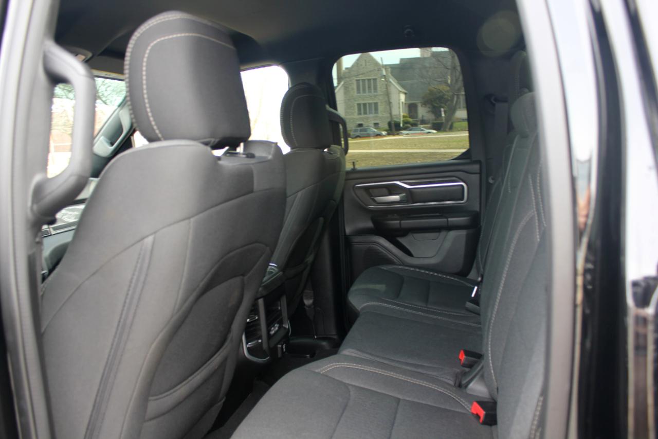 RAM 1500 Big Horn Quad Cab 2WD 2022