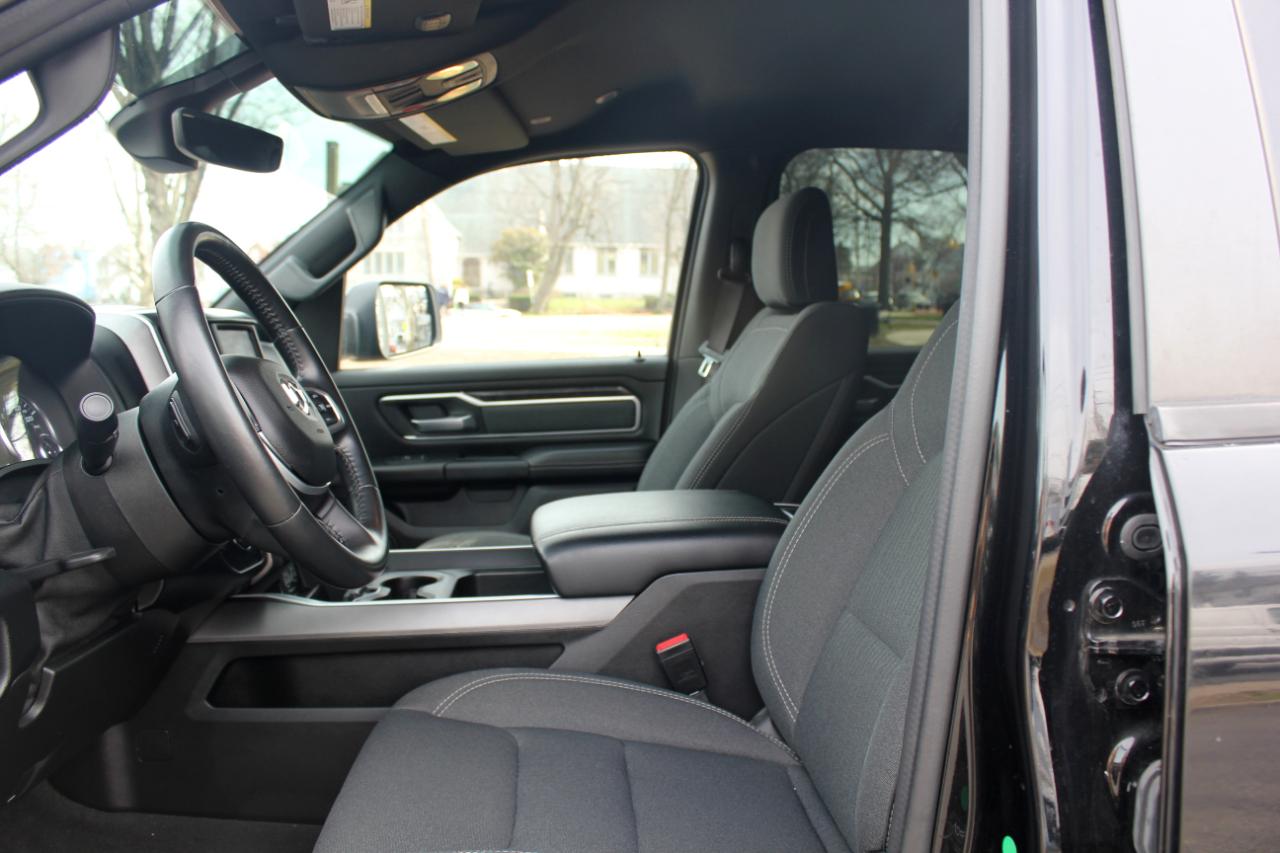 RAM 1500 Big Horn Quad Cab 2WD 2022