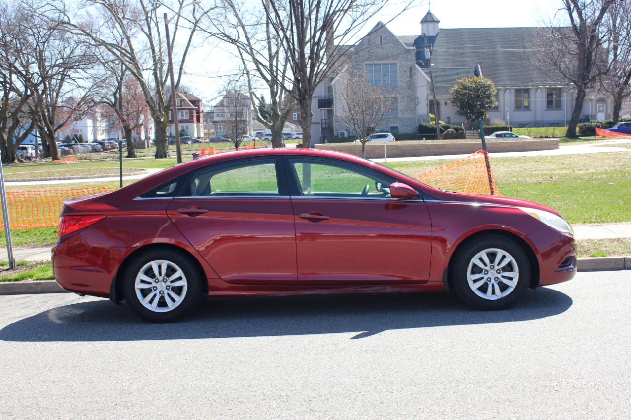 Hyundai Sonata GLS Auto 2012