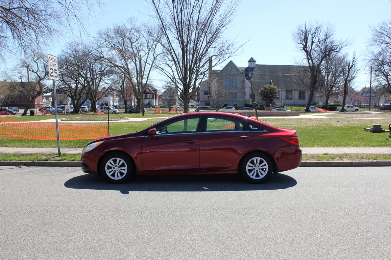 Hyundai Sonata GLS Auto 2012