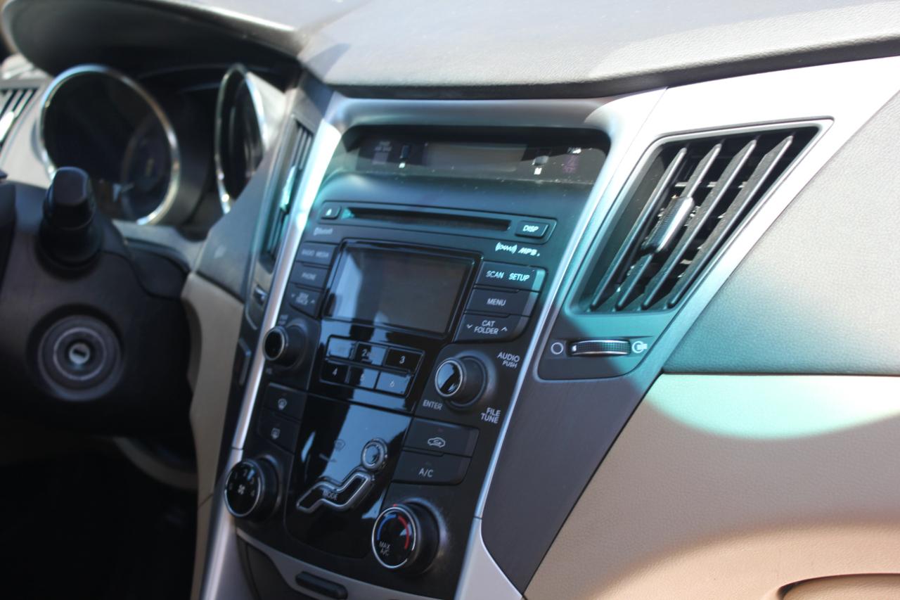 Hyundai Sonata GLS Auto 2012