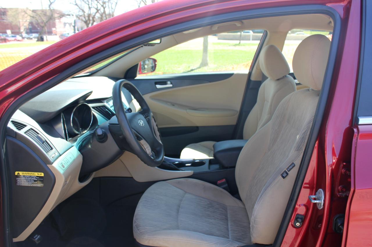 Hyundai Sonata GLS Auto 2012