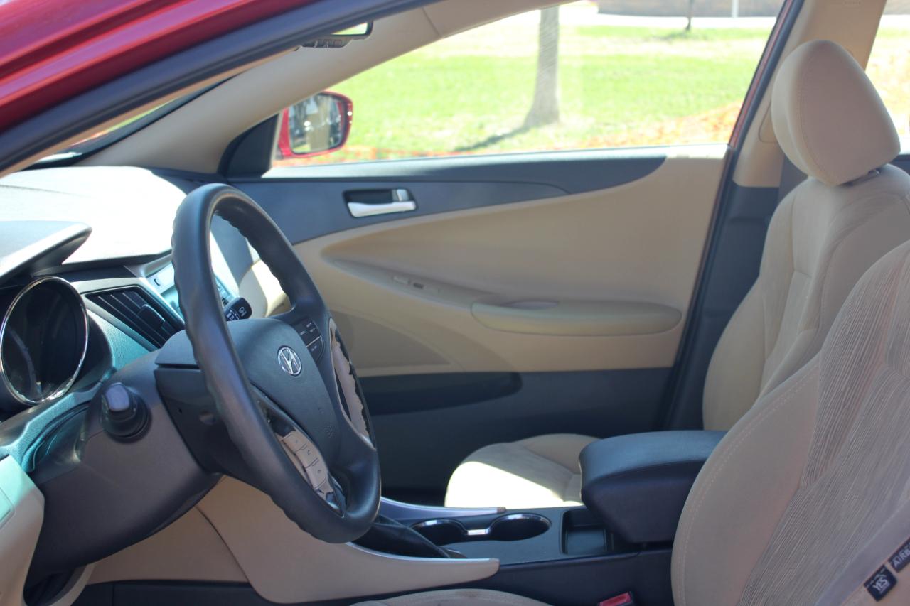 Hyundai Sonata GLS Auto 2012