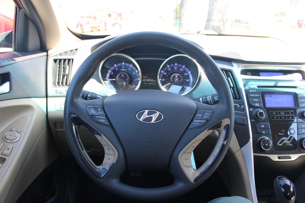 Hyundai Sonata GLS Auto 2012