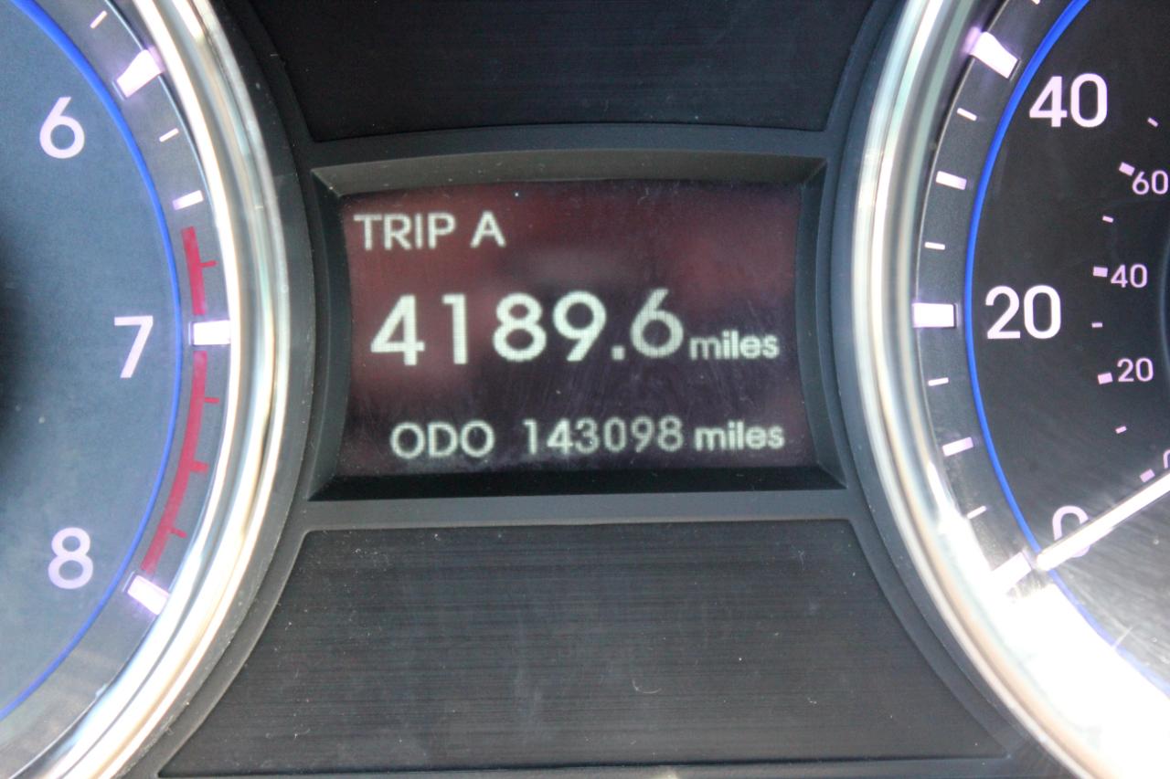 Hyundai Sonata GLS Auto 2012