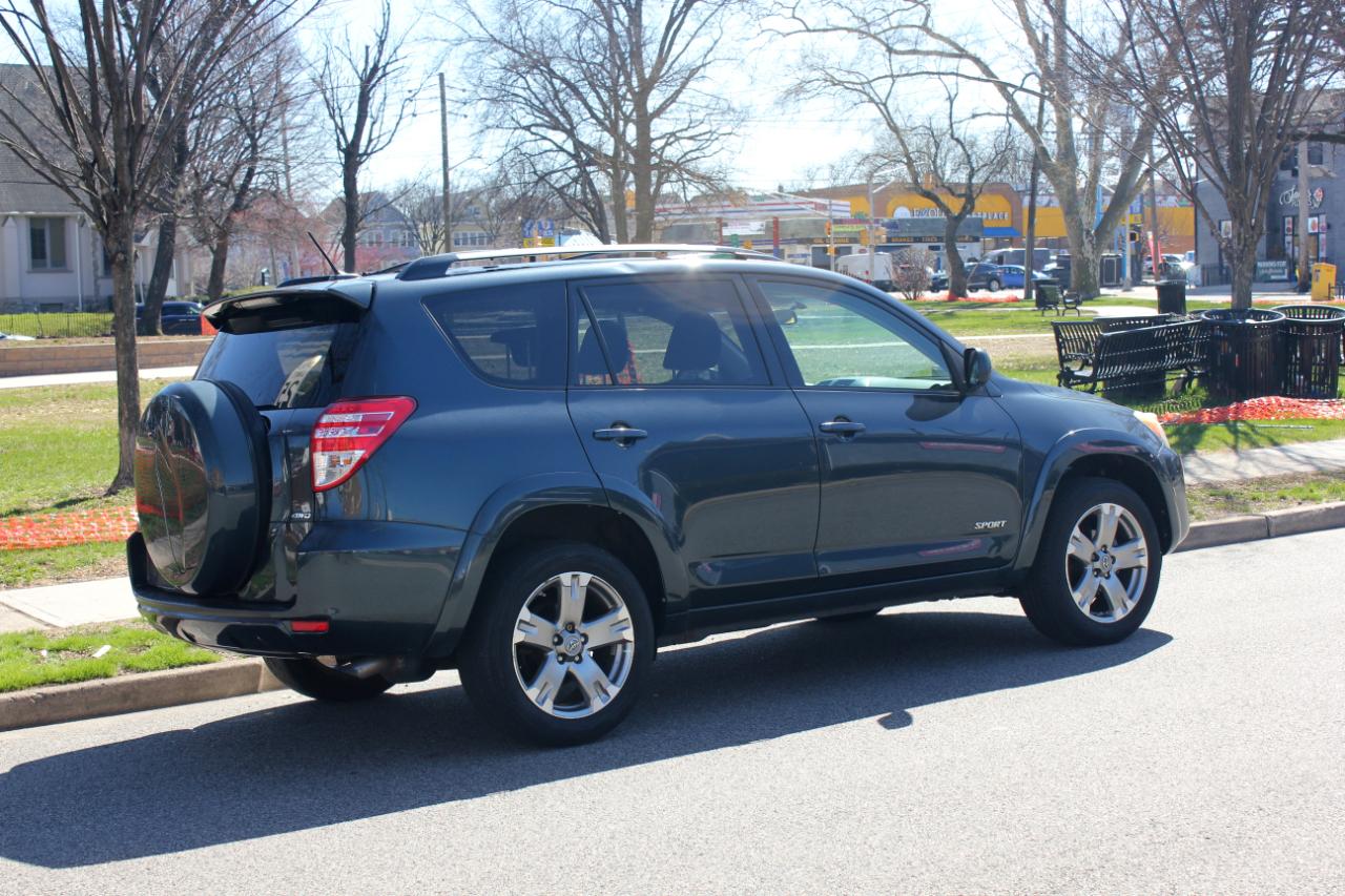 Toyota RAV4 Sport I4 4WD 2010