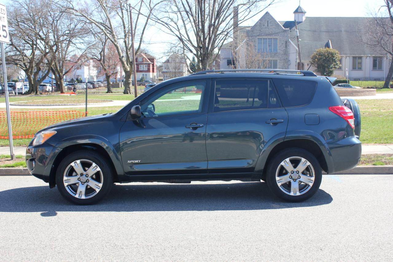 Toyota RAV4 Sport I4 4WD 2010