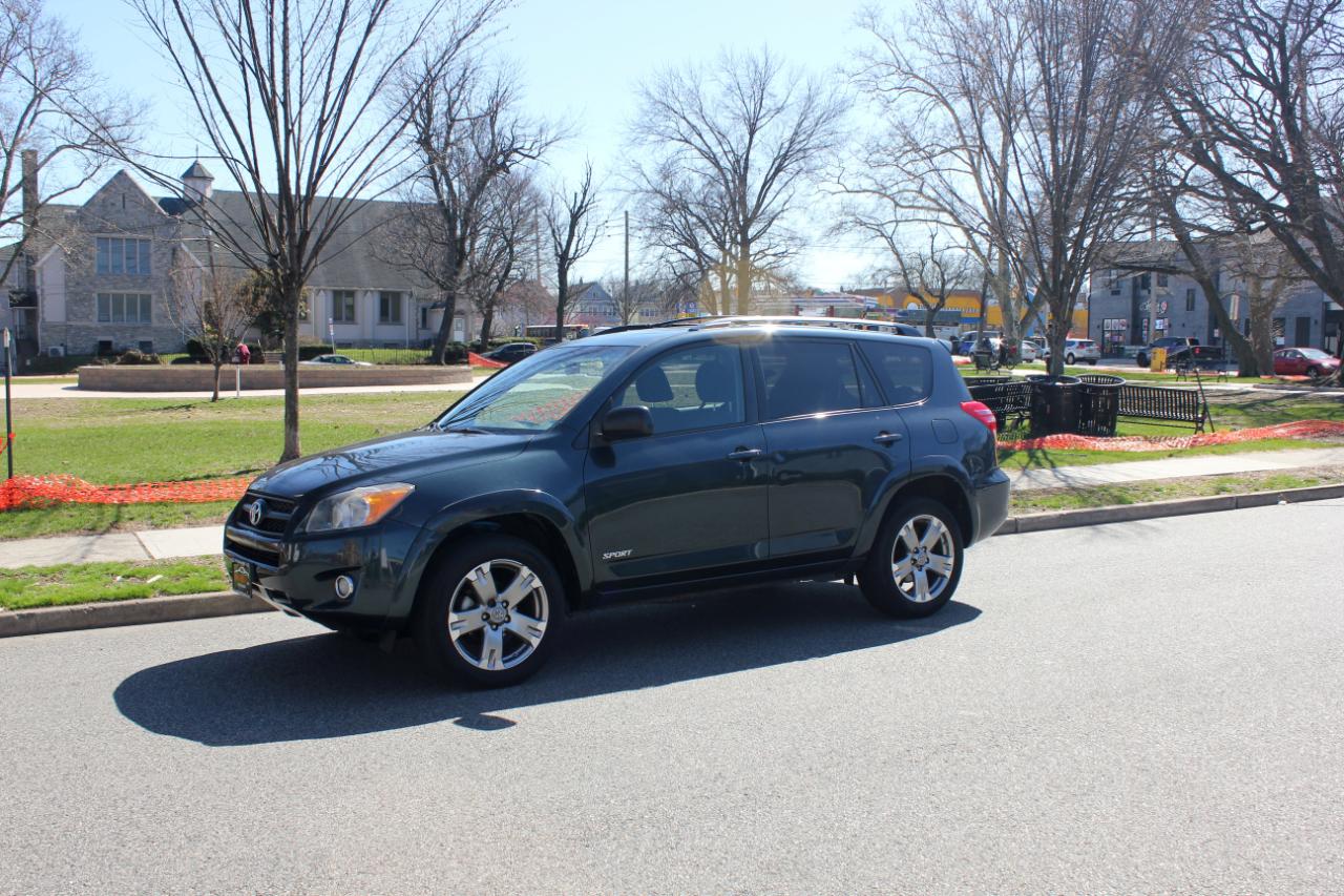Toyota RAV4 Sport I4 4WD 2010