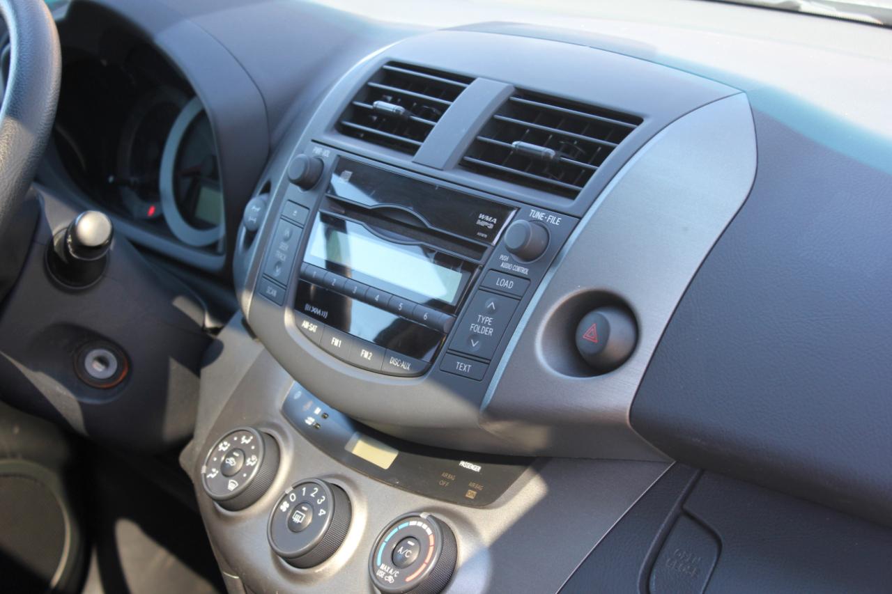 Toyota RAV4 Sport I4 4WD 2010