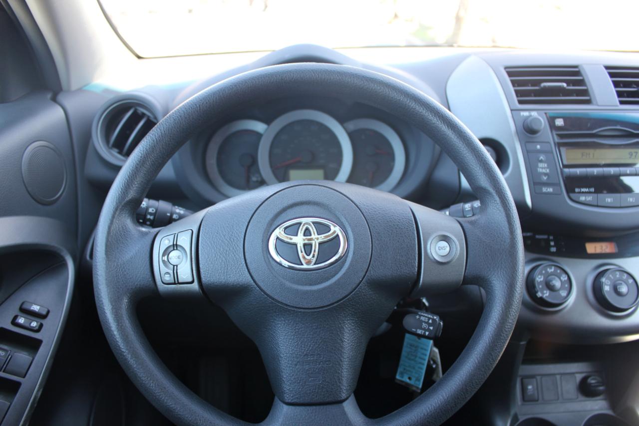 Toyota RAV4 Sport I4 4WD 2010