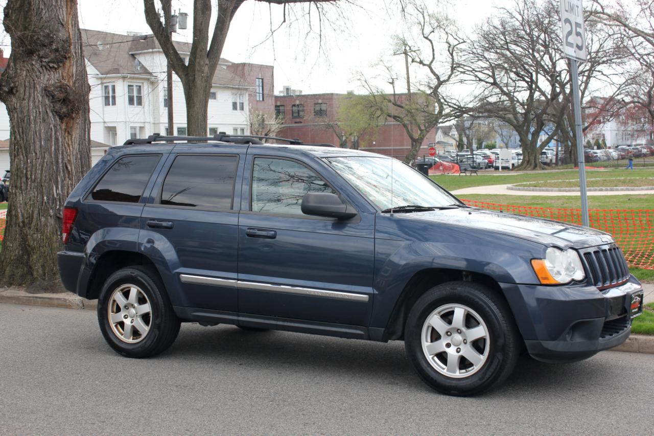Jeep Grand Cherokee Laredo 4WD 2010