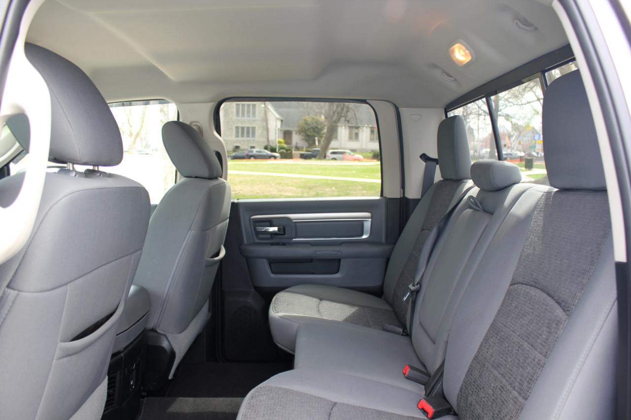 RAM 1500 SLT Crew Cab SWB 4WD 2015