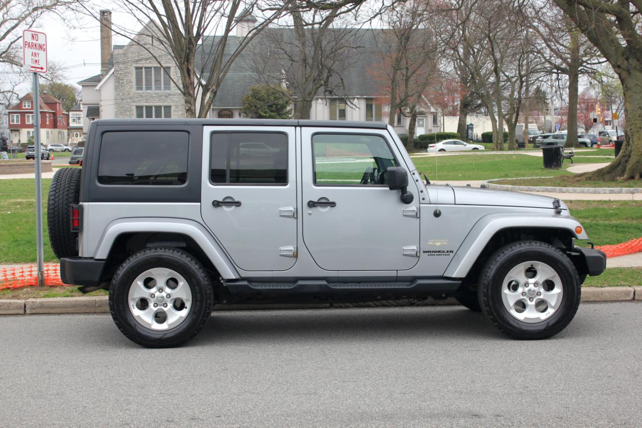 Jeep Wrangler Unlimited Sahara 4WD 2015