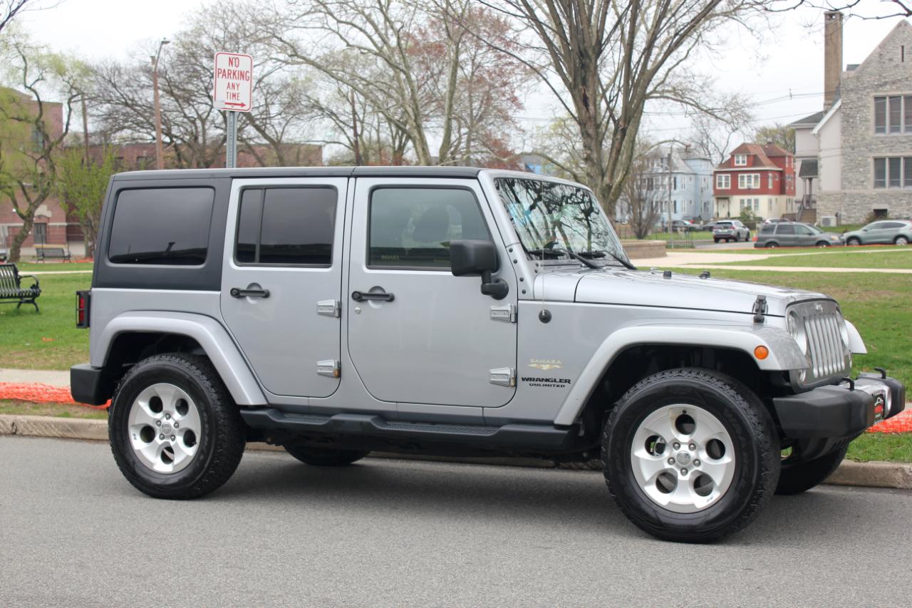 Jeep Wrangler Unlimited Sahara 4WD 2015