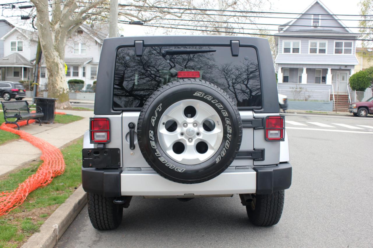 Jeep Wrangler Unlimited Sahara 4WD 2015