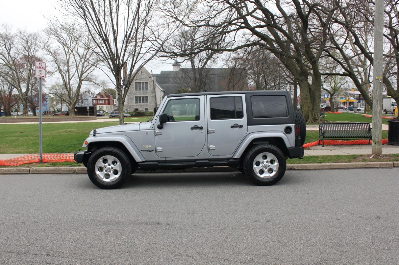 Jeep Wrangler Unlimited Sahara 4WD 2015