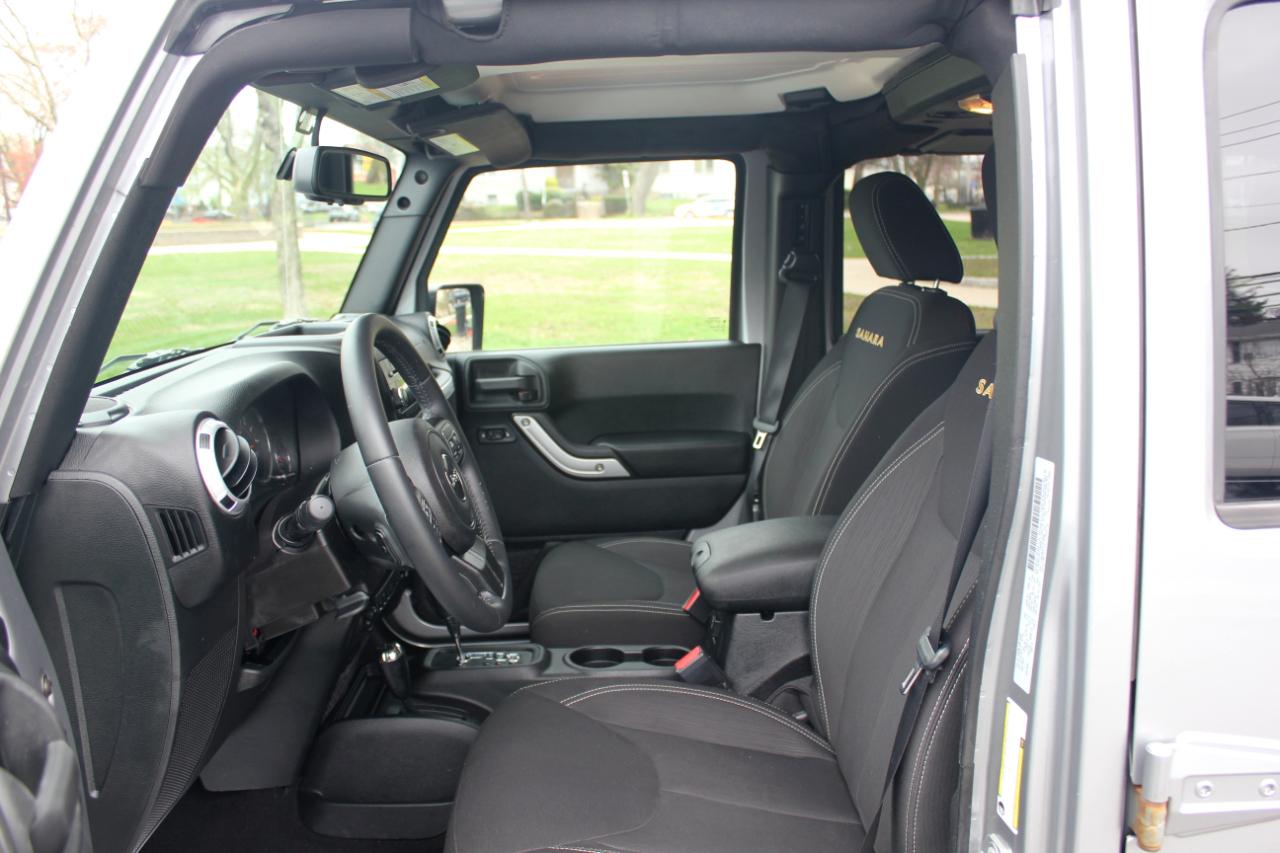 Jeep Wrangler Unlimited Sahara 4WD 2015