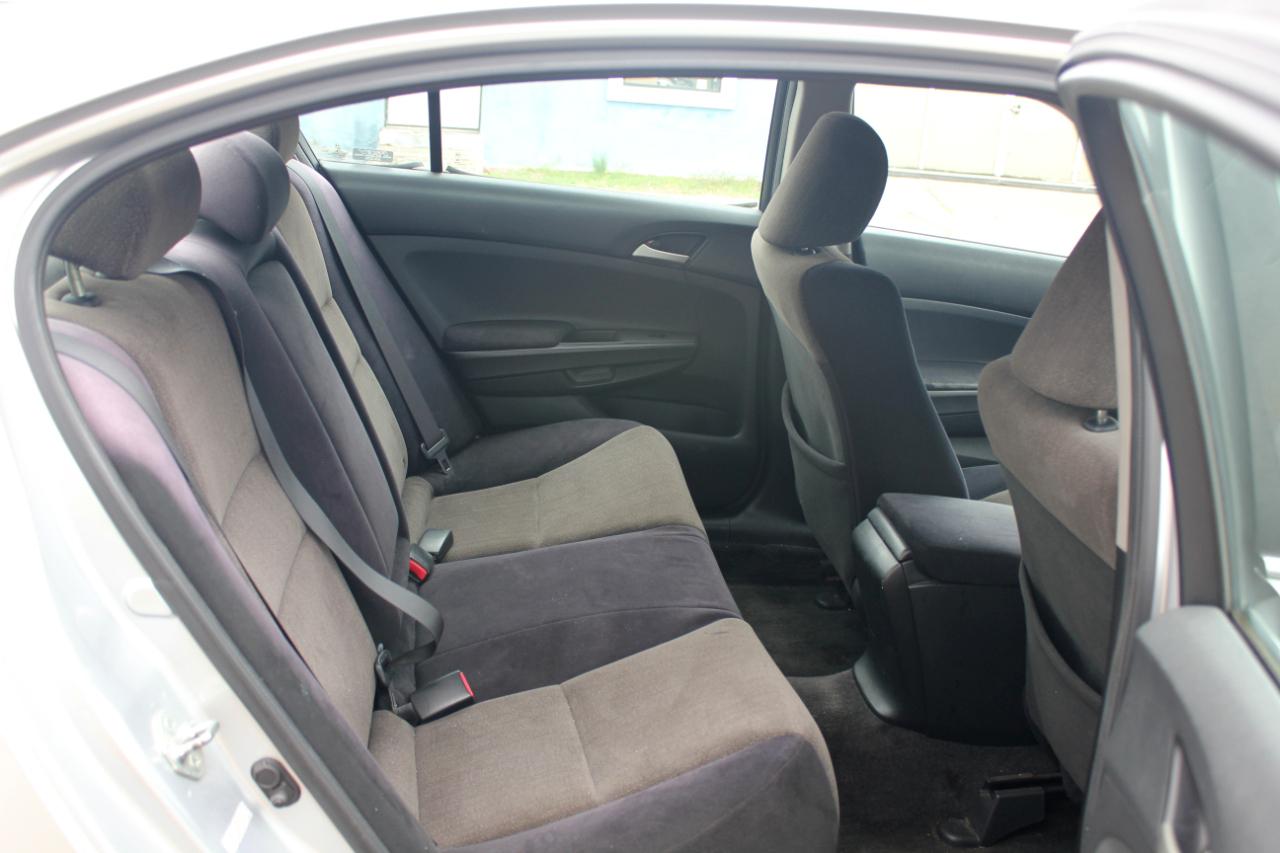 Honda Accord LX sedan AT 2008