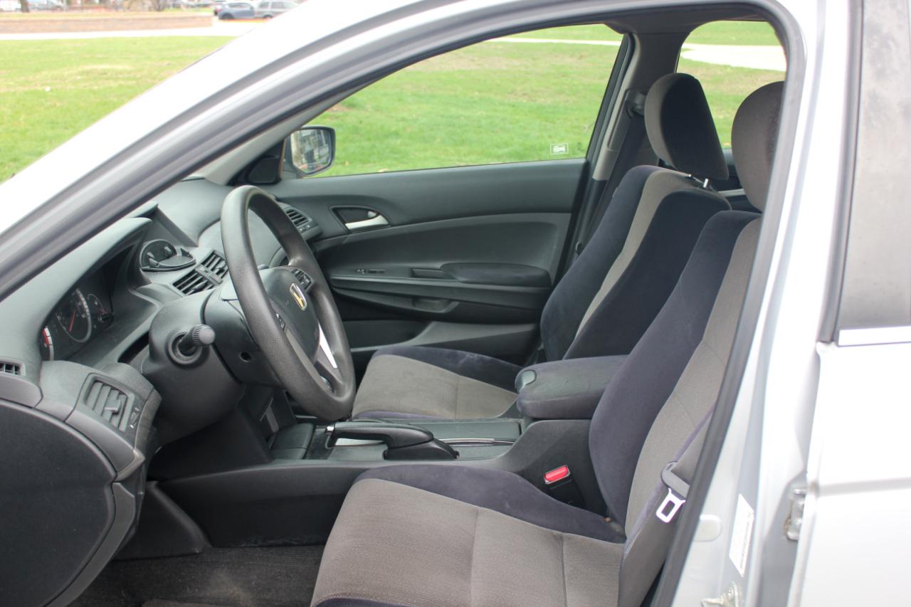 Honda Accord LX sedan AT 2008