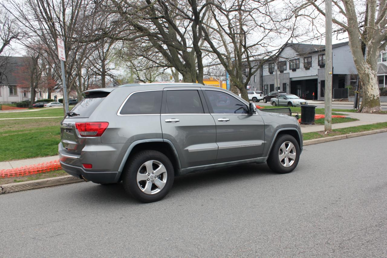 Jeep Grand Cherokee Limited 4WD 2011