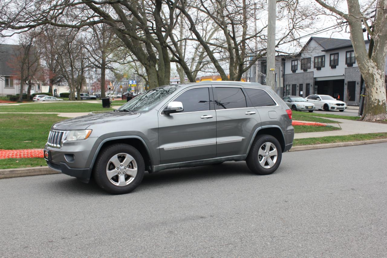 Jeep Grand Cherokee Limited 4WD 2011