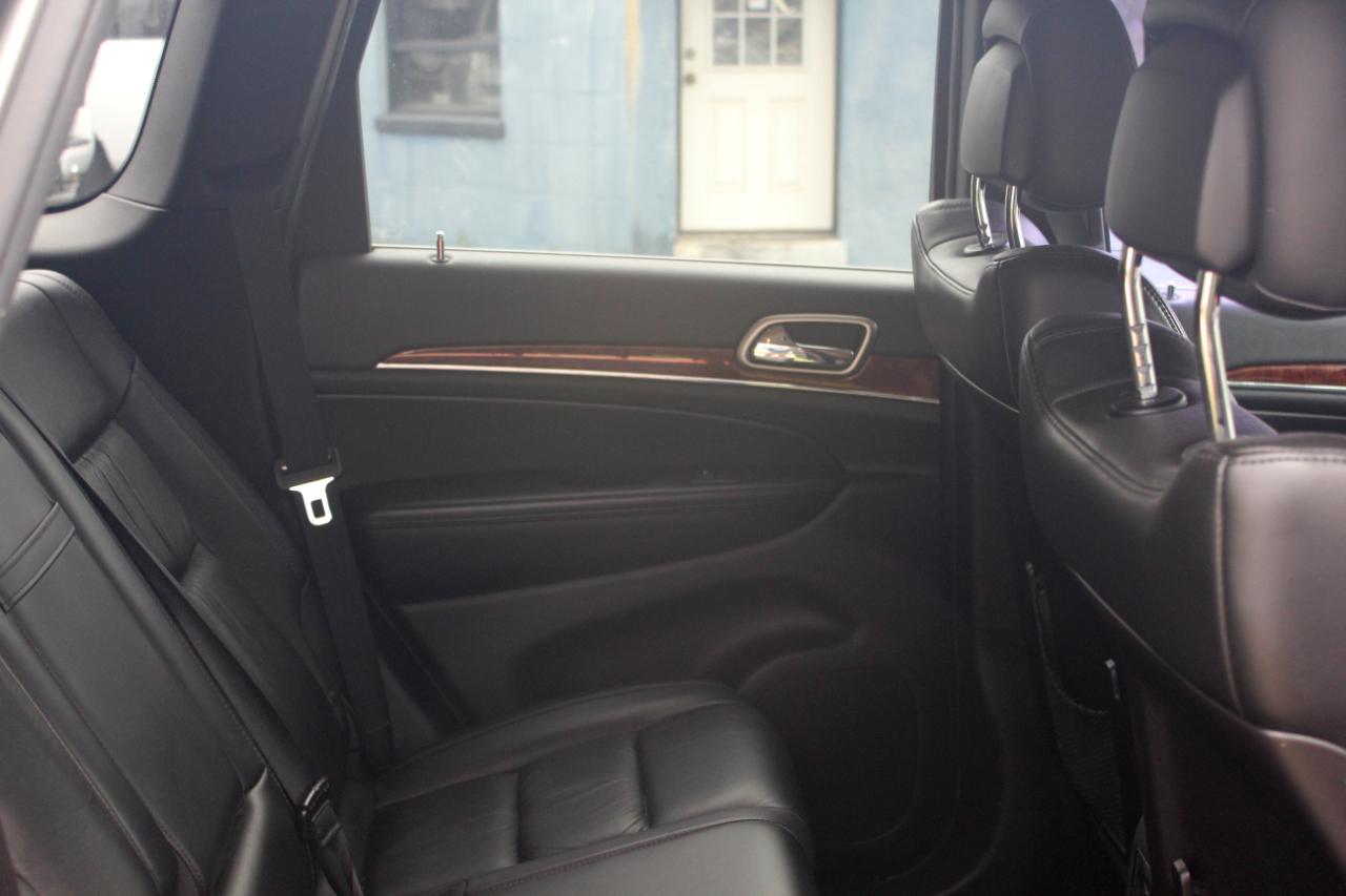 Jeep Grand Cherokee Limited 4WD 2011