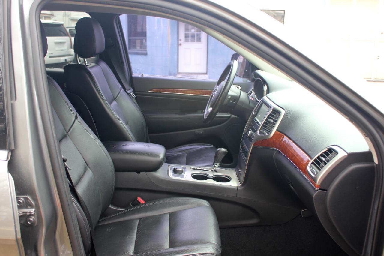 Jeep Grand Cherokee Limited 4WD 2011