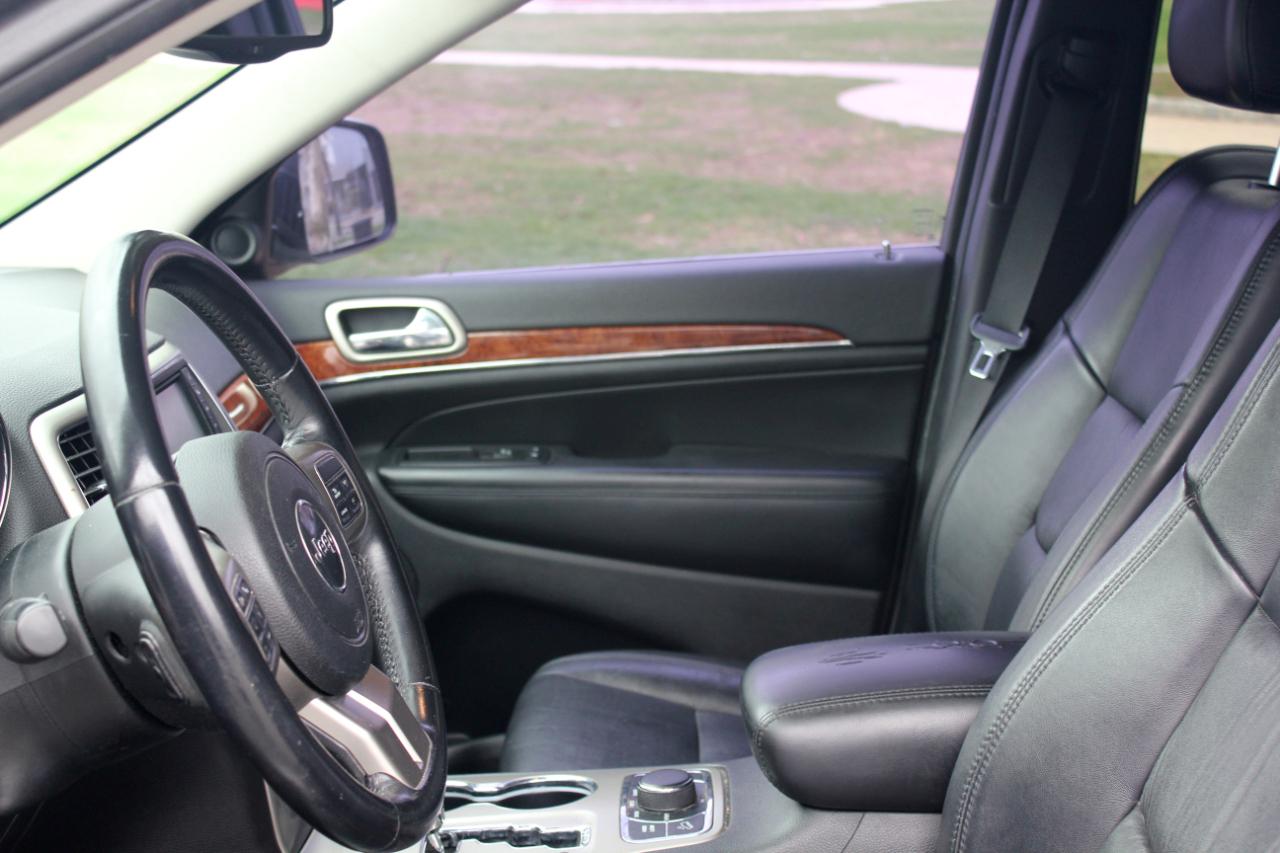 Jeep Grand Cherokee Limited 4WD 2011