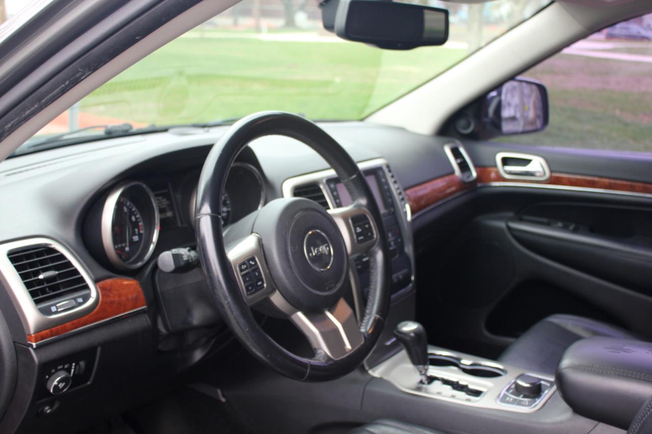 Jeep Grand Cherokee Limited 4WD 2011