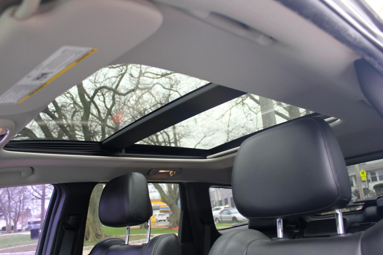 Jeep Grand Cherokee Limited 4WD 2011