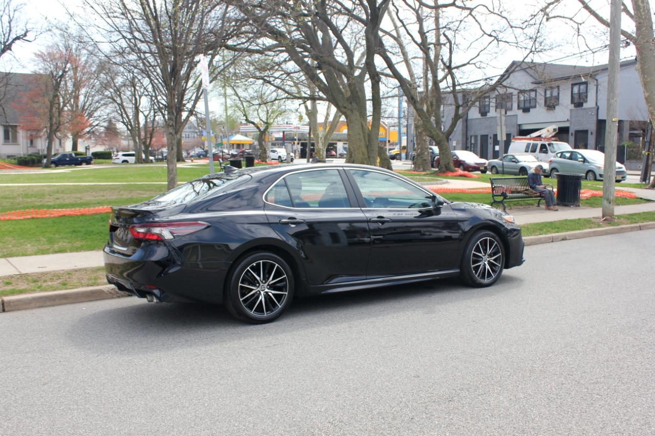 Toyota Camry SE Nightshade Edition AWD 2024