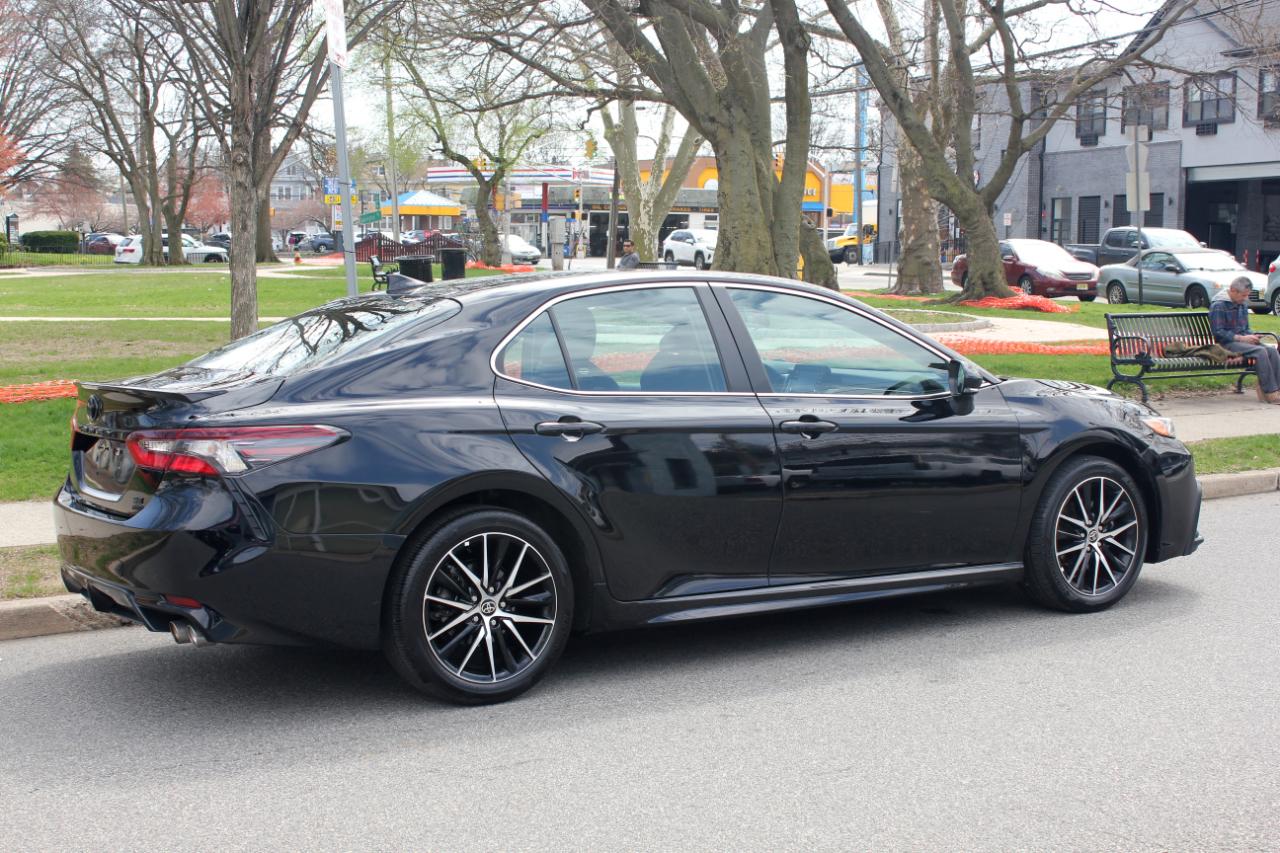 Toyota Camry SE Nightshade Edition AWD 2024